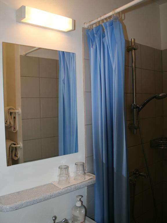 Brekkulaekur Guesthouse Hunathing Vestra Pokój zdjęcie